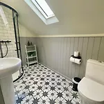 At No 4 Centre * York