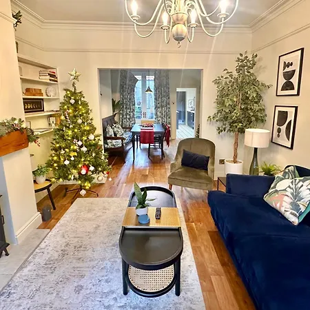 At No 4 Centre Hébergement de vacances