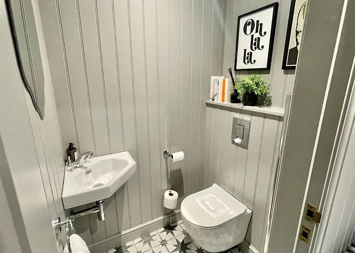 At No 4 Centre 펜션 *