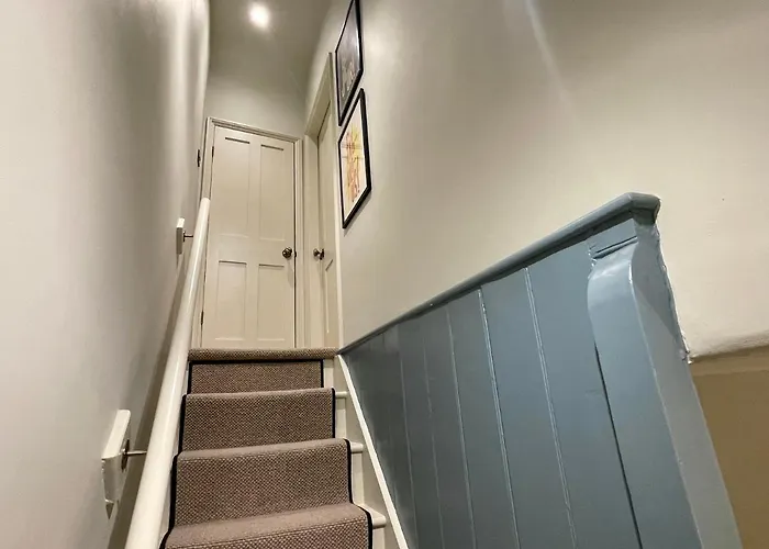 At No 4 Centre 펜션